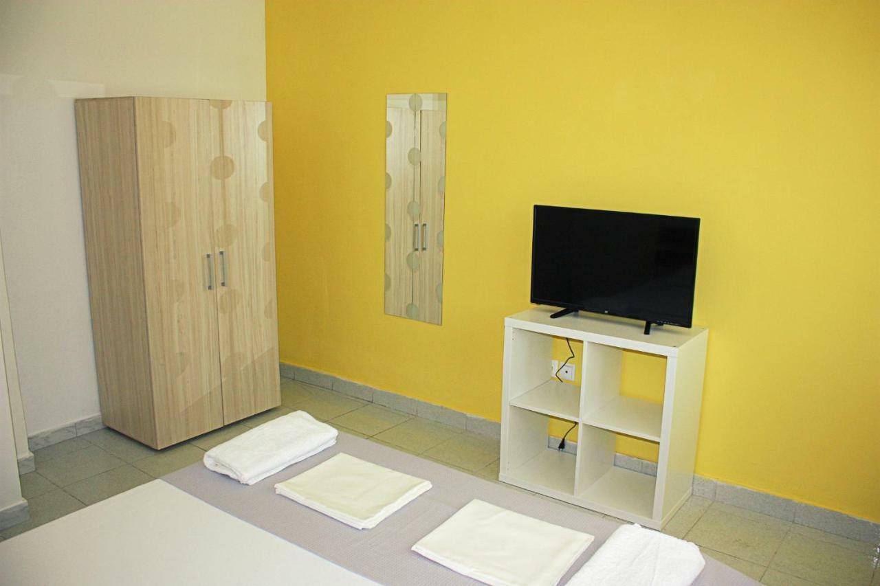 Nei Epivates Rental Rooms 50M From The Beach 尼奥伊皮瓦太 外观 照片