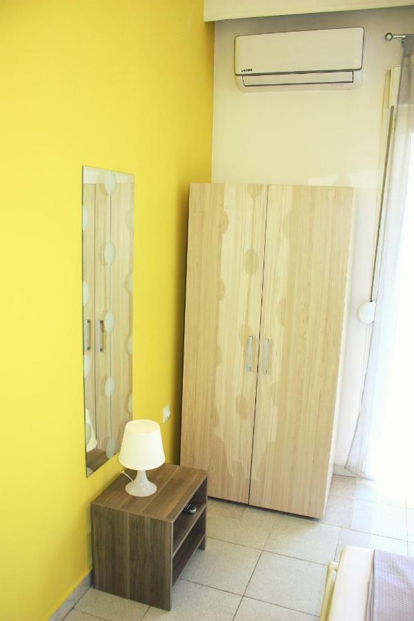 Nei Epivates Rental Rooms 50M From The Beach 尼奥伊皮瓦太 外观 照片